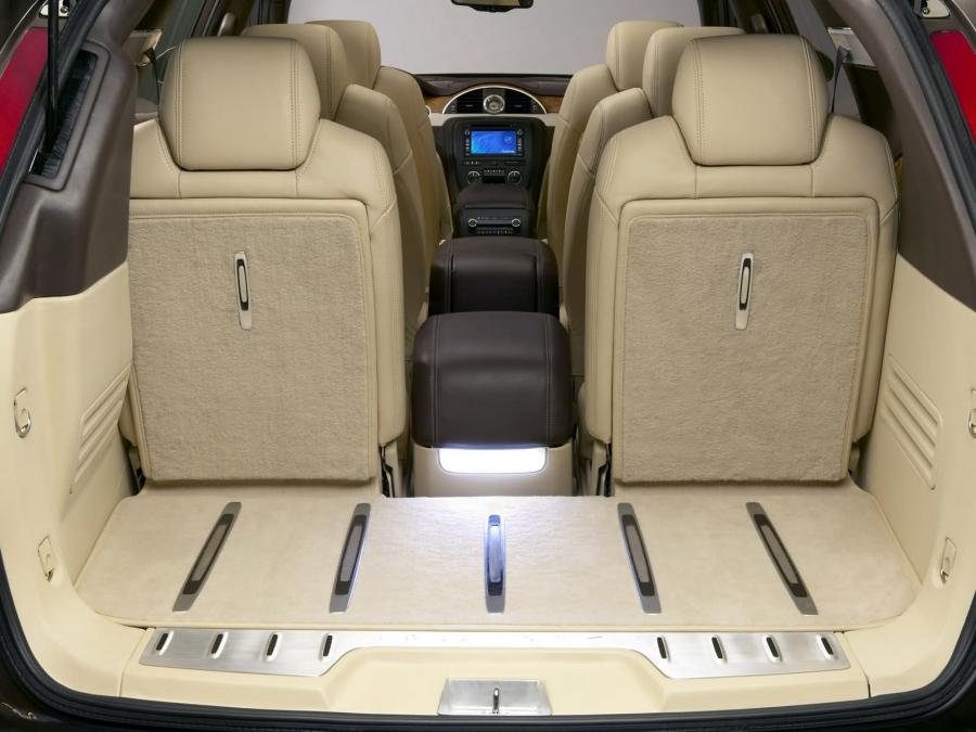  Buick Enclave Concept 2006 года  (фото 29 из 43)